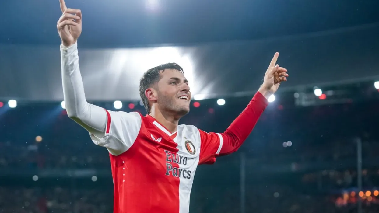 Santiago Giménez Copa Oro